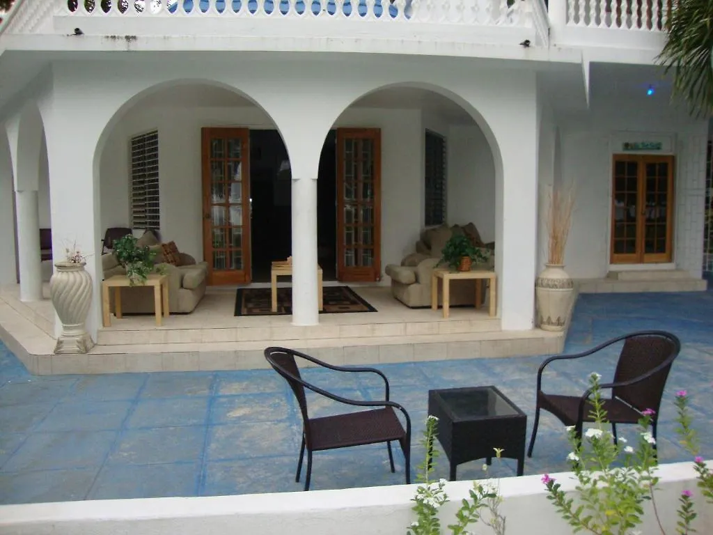 By The Sea Vacation Home And Villa Port Antonio